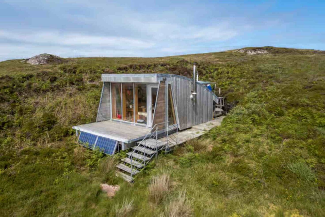 Private Scottish Island With Beaches and Eco Home Goes Up for Sale for €405,000 5 Mullagrach Island