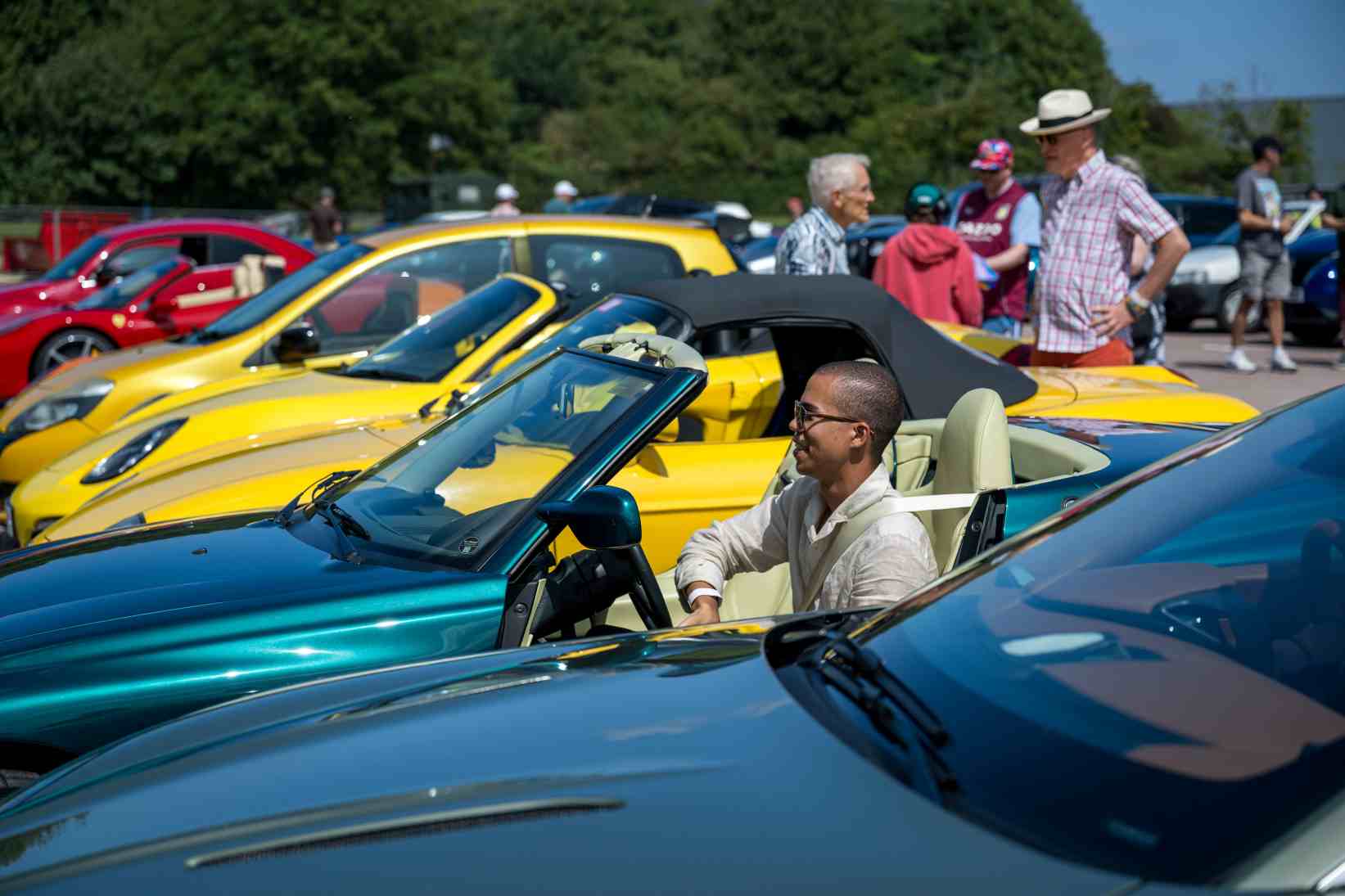 Rus Tourism News: Travel & Tourism News 89 Petrol & Pride