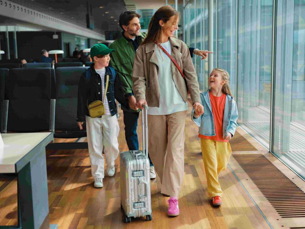 SAS EuroBonus Expands Into Insurance With New Tryg Partnership Across Scandinavia 3 sas family trevel