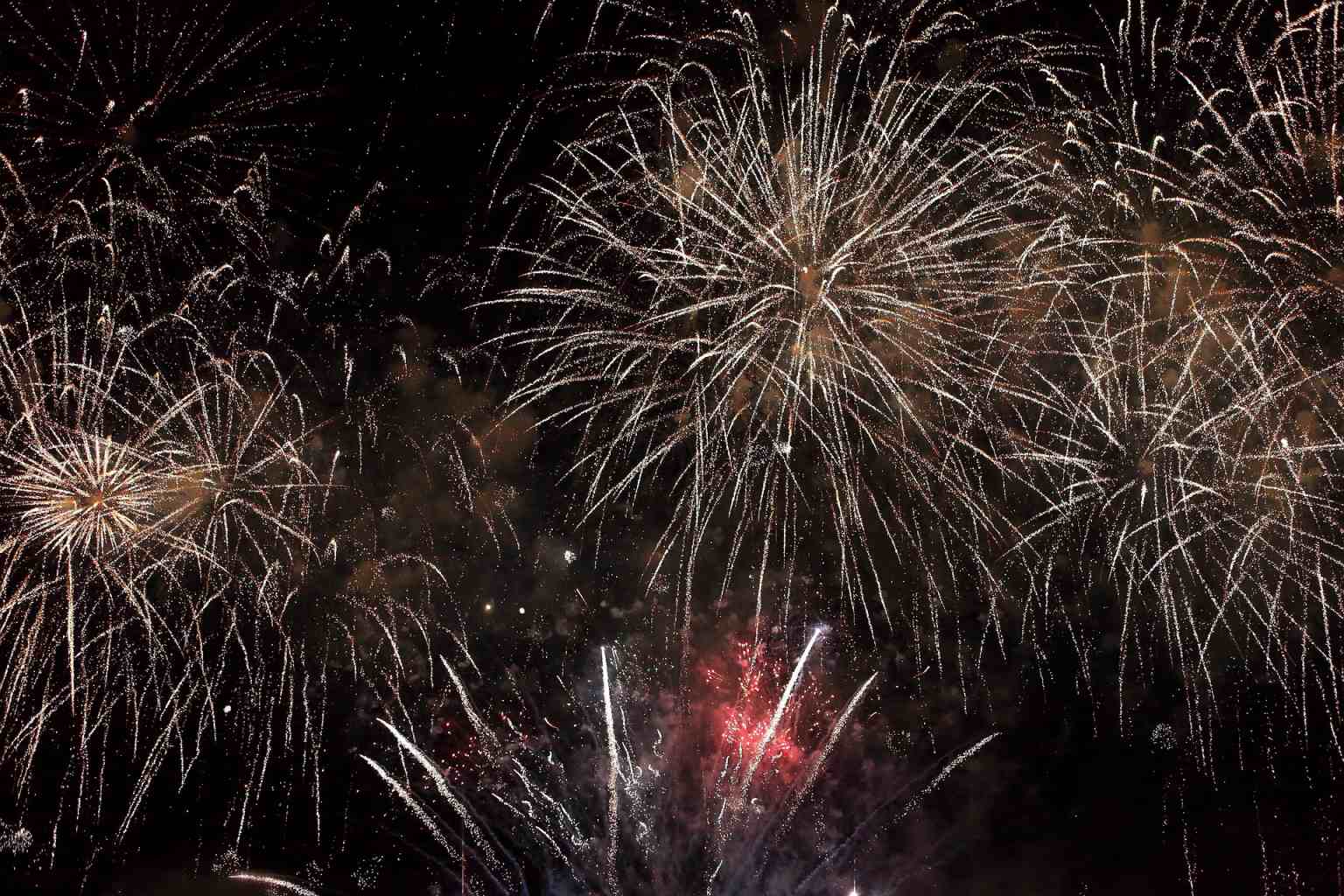 Rus Tourism News: Travel & Tourism News 92 firework