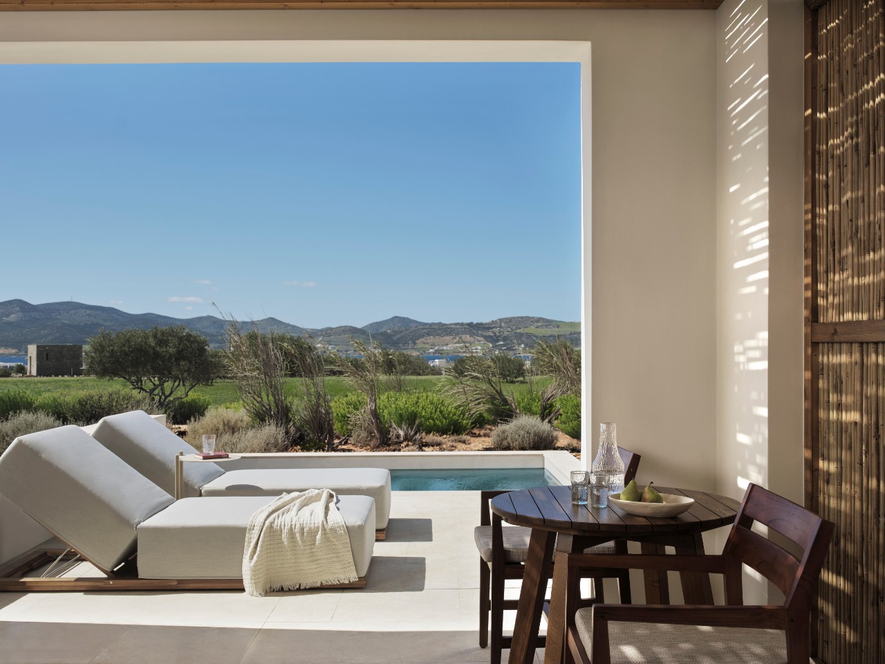 Paros