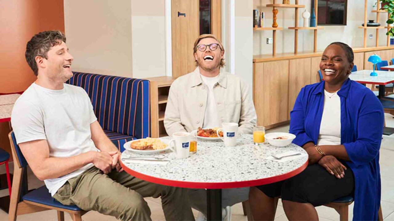 Holiday Inn Express Survey Reveals the UK's Most Divisive Morning Habits 4 Holiday Inn Express